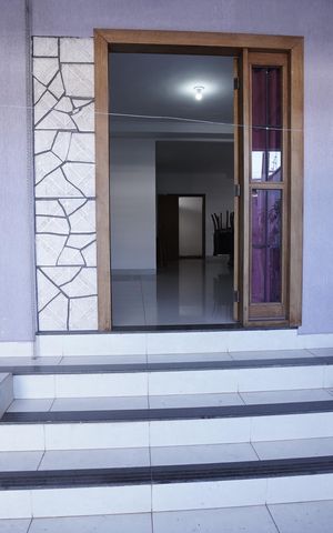 Casa à venda com 136m², 3 quartos e 2 vagas Casa à venda com 136m², 3 quartos e 2 vagasÁrea comum