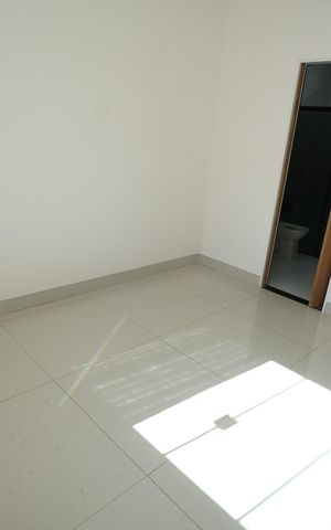 Casa à venda com 136m², 3 quartos e 2 vagas Casa à venda com 136m², 3 quartos e 2 vagasSuíte