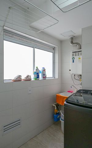 Apartamento à venda com 2147483650m², 4 quartos e 3 vagasÁrea de Serviço 