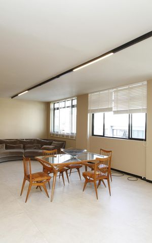 Apartamento à venda com 140m², 3 quartos e 1 vagaSala