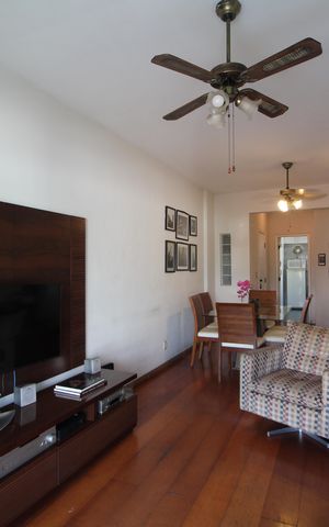 Apartamento à venda com 98m², 3 quartos e 1 vagaSala