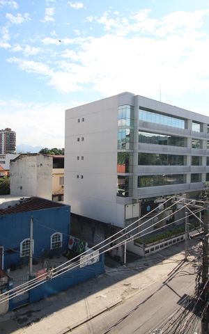Apartamento à venda com 98m², 3 quartos e 1 vagaSala - Vista