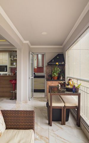 Apartamento à venda com 88m², 2 quartos e 1 vaga Apartamento à venda com 88m², 2 quartos e 1 vagaVaranda