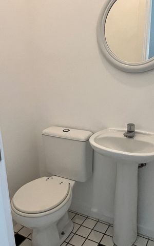 Apartamento para alugar com 130m², 2 quartos e 1 vagaLavabo