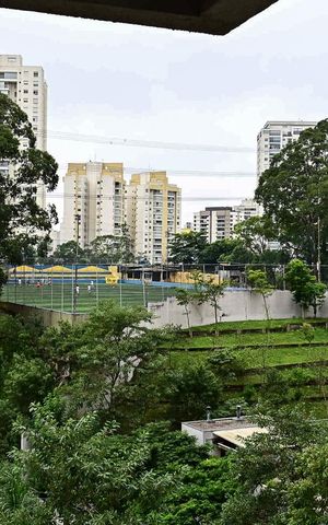 Apartamento à venda com 82m², 2 quartos e 2 vagasVista