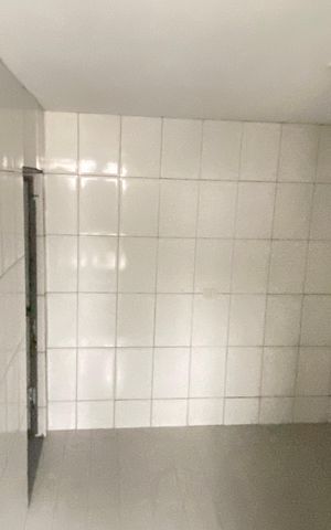 Casa à venda com 600m², 6 quartos e 2 vagas Casa à venda com 600m², 6 quartos e 2 vagasQuarto 6