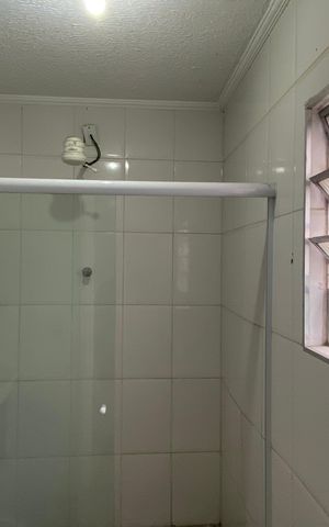 Casa à venda com 600m², 6 quartos e 2 vagas Casa à venda com 600m², 6 quartos e 2 vagasBanheiro 2Banheiro 2