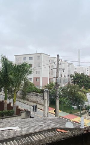 Casa à venda com 600m², 6 quartos e 2 vagas Casa à venda com 600m², 6 quartos e 2 vagasTerraço