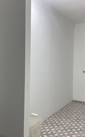 Casa à venda com 600m², 6 quartos e 2 vagas Casa à venda com 600m², 6 quartos e 2 vagasQuarto 4