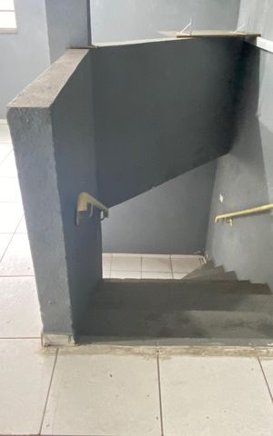 Casa à venda com 600m², 6 quartos e 2 vagas Casa à venda com 600m², 6 quartos e 2 vagasÁrea externa