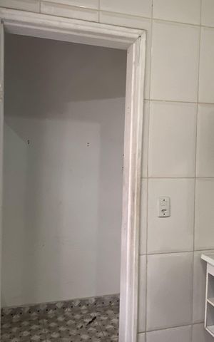 Casa à venda com 600m², 6 quartos e 2 vagas Casa à venda com 600m², 6 quartos e 2 vagasBanheiro 2