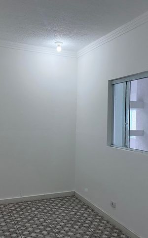 Casa à venda com 600m², 6 quartos e 2 vagas Casa à venda com 600m², 6 quartos e 2 vagasQuarto 1