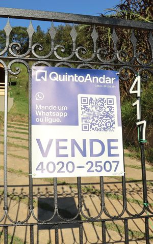 Casa à venda com 1000m², 2 quartos e 10 vagas Casa à venda com 1000m², 2 quartos e 10 vagasFachada
