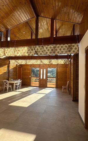 Casa à venda com 1000m², 2 quartos e 10 vagas Casa à venda com 1000m², 2 quartos e 10 vagasSala