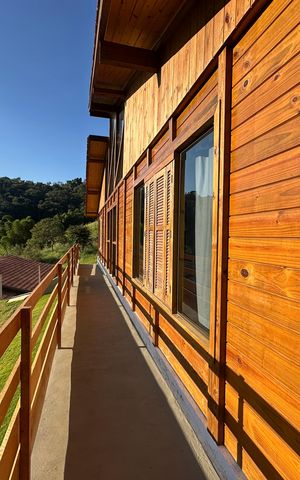 Casa à venda com 1000m², 2 quartos e 10 vagas Casa à venda com 1000m², 2 quartos e 10 vagasVaranda