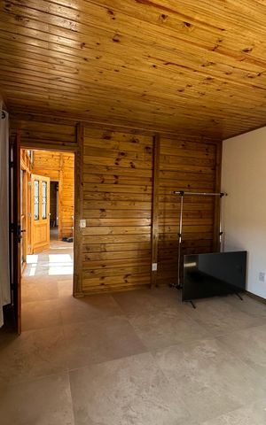 Casa à venda com 1000m², 2 quartos e 10 vagas Casa à venda com 1000m², 2 quartos e 10 vagasSuíte 2