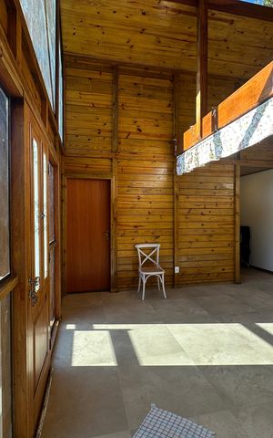 Casa à venda com 1000m², 2 quartos e 10 vagas Casa à venda com 1000m², 2 quartos e 10 vagasSala