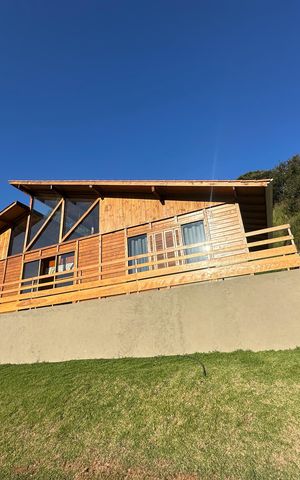 Casa à venda com 1000m², 2 quartos e 10 vagas Casa à venda com 1000m², 2 quartos e 10 vagasQuintal