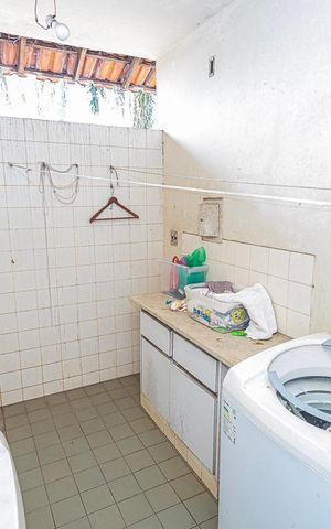 Casa à venda com 500m², 5 quartos e 7 vagas Casa à venda com 500m², 5 quartos e 7 vagasArea de serviço