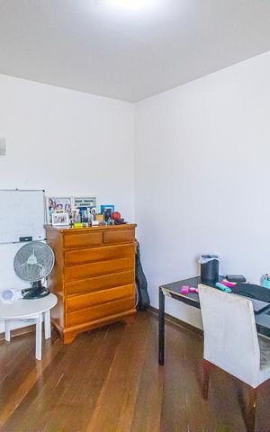 Casa à venda com 500m², 5 quartos e 7 vagas Casa à venda com 500m², 5 quartos e 7 vagasQuarto 3