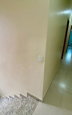 Casa à venda com 137m², 3 quartos e 3 vagas Casa à venda com 137m², 3 quartos e 3 vagasEscada interna