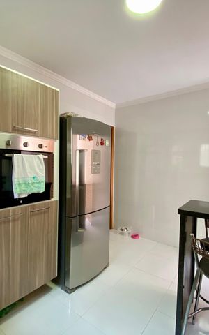 Casa à venda com 137m², 3 quartos e 3 vagas Casa à venda com 137m², 3 quartos e 3 vagasCozinha