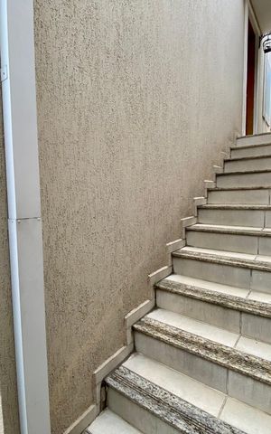 Casa à venda com 137m², 3 quartos e 3 vagas Casa à venda com 137m², 3 quartos e 3 vagasGaragem