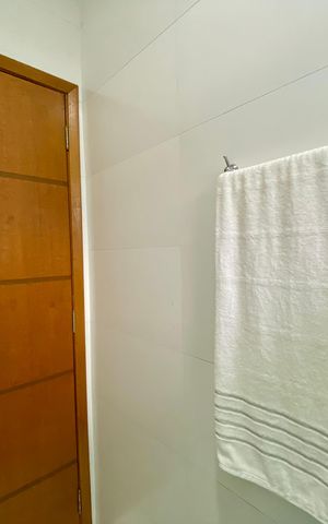 Casa à venda com 137m², 3 quartos e 3 vagas Casa à venda com 137m², 3 quartos e 3 vagasBanheiro da Suíte 3