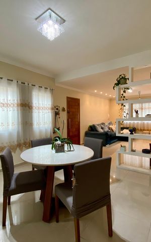 Casa à venda com 137m², 3 quartos e 3 vagas Casa à venda com 137m², 3 quartos e 3 vagasSala de Jantar