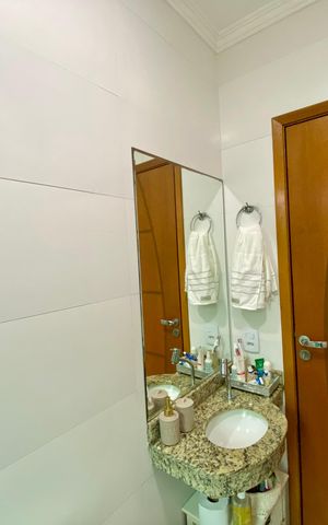 Casa à venda com 137m², 3 quartos e 3 vagas Casa à venda com 137m², 3 quartos e 3 vagasBanheiro da Suíte 3