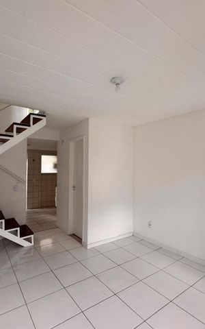Casa de condomínio para alugar com 68m², 2 quartos e 1 vaga Casa de condomínio para alugar com 68m², 2 quartos e 1 vagaSala