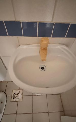 Casa de condomínio para alugar com 68m², 2 quartos e 1 vaga Casa de condomínio para alugar com 68m², 2 quartos e 1 vagaLavabo