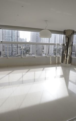 Apartamento à venda com 190m², 3 quartos e 2 vagas