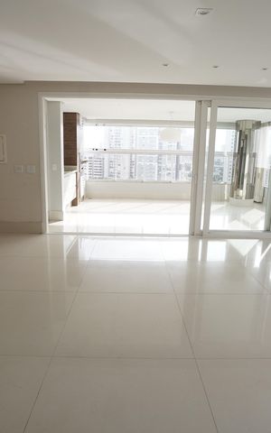 Apartamento à venda com 190m², 3 quartos e 2 vagas