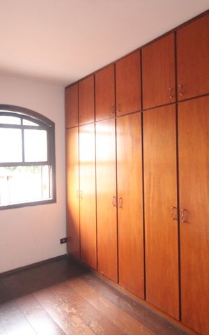 Casa à venda com 140m², 3 quartos e 3 vagasQuarto 2
