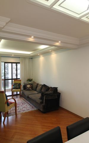 Apartamento à venda com 74m², 3 quartos e 3 vagasSala