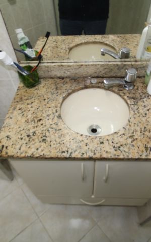 Apartamento à venda com 74m², 3 quartos e 3 vagasBanheiro