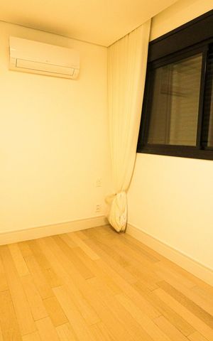 Apartamento à venda com 182m², 4 quartos e 4 vagasSuíte 1