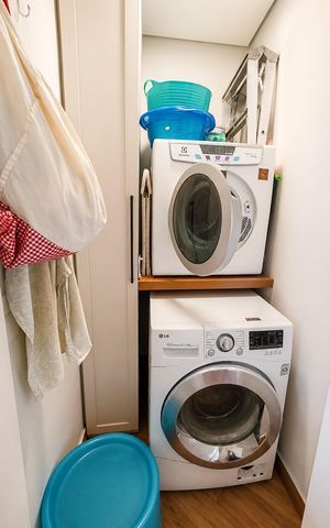 Apartamento à venda com 139m², 3 quartos e 3 vagas Apartamento à venda com 139m², 3 quartos e 3 vagasÁrea de Serviço