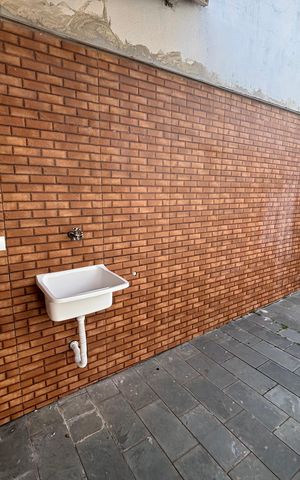 Casa para alugar com 40m², 1 quarto e sem vaga Casa para alugar com 40m², 1 quarto e sem vagaÁrea de Serviço