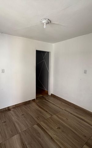 Casa para alugar com 40m², 1 quarto e sem vaga Casa para alugar com 40m², 1 quarto e sem vagaSala/Cozinha