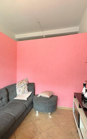 Casa à venda com 214m², 5 quartos e 5 vagas Casa à venda com 214m², 5 quartos e 5 vagasSala - Casa 2