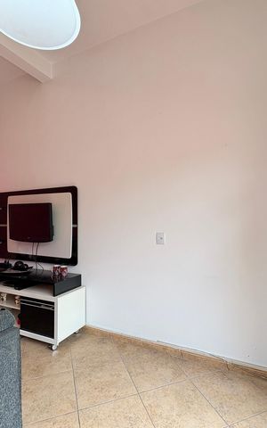 Casa à venda com 214m², 5 quartos e 5 vagas Casa à venda com 214m², 5 quartos e 5 vagasSala - Casa 2