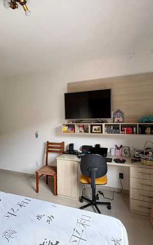 Casa à venda com 214m², 5 quartos e 5 vagas Casa à venda com 214m², 5 quartos e 5 vagasQuarto 2 - Casa 1