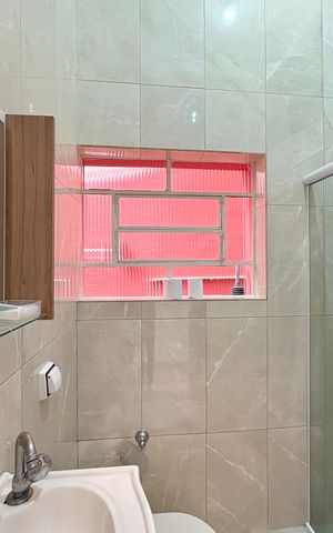 Casa à venda com 214m², 5 quartos e 5 vagas Casa à venda com 214m², 5 quartos e 5 vagasBanheiro - Casa 2
