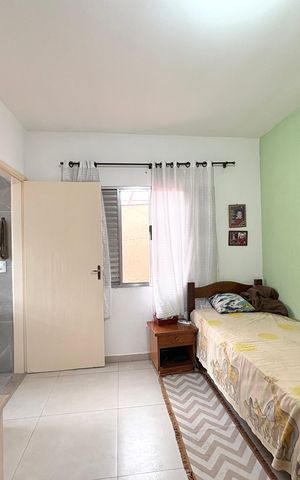 Casa à venda com 214m², 5 quartos e 5 vagas Casa à venda com 214m², 5 quartos e 5 vagasSuíte - Casa 1