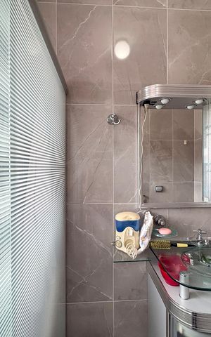Casa à venda com 214m², 5 quartos e 5 vagas Casa à venda com 214m², 5 quartos e 5 vagasBanheiro da Suíte - Casa 1