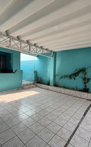 Casa à venda com 672m², 3 quartos e 5 vagas