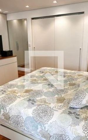 Apartamento à venda com 175m², 3 quartos e 4 vagas Apartamento à venda com 175m², 3 quartos e 4 vagasQuarto