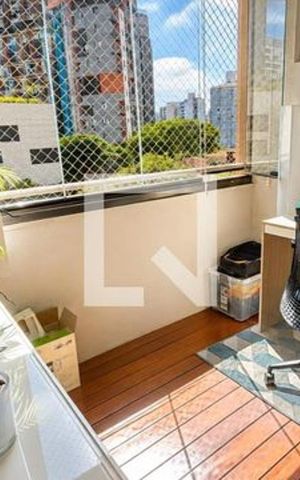 Apartamento à venda com 175m², 3 quartos e 4 vagas Apartamento à venda com 175m², 3 quartos e 4 vagasQuarto